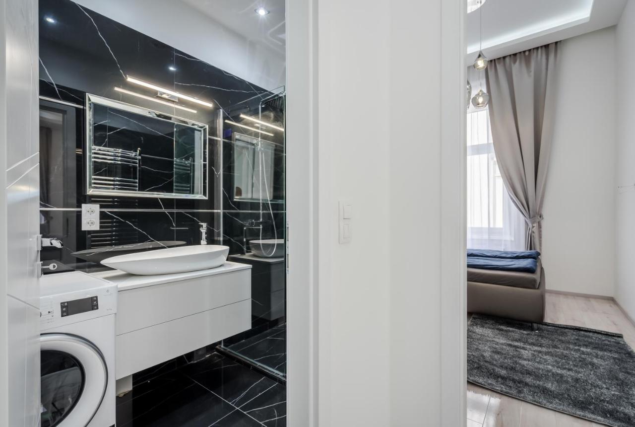 Kiraly 35 Luxury Apartment With Free Parking Будапеща Екстериор снимка