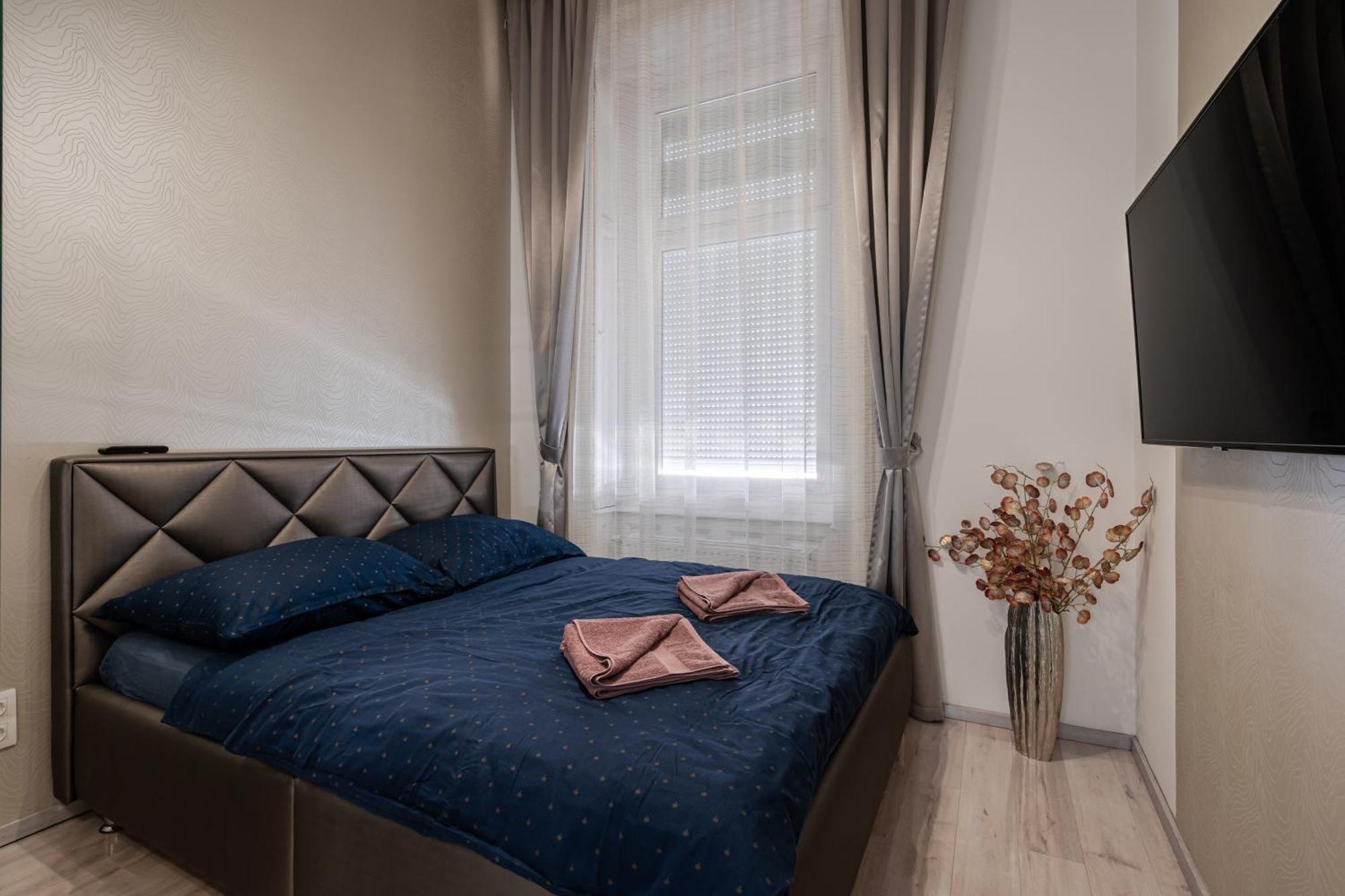 Kiraly 35 Luxury Apartment With Free Parking Будапеща Екстериор снимка