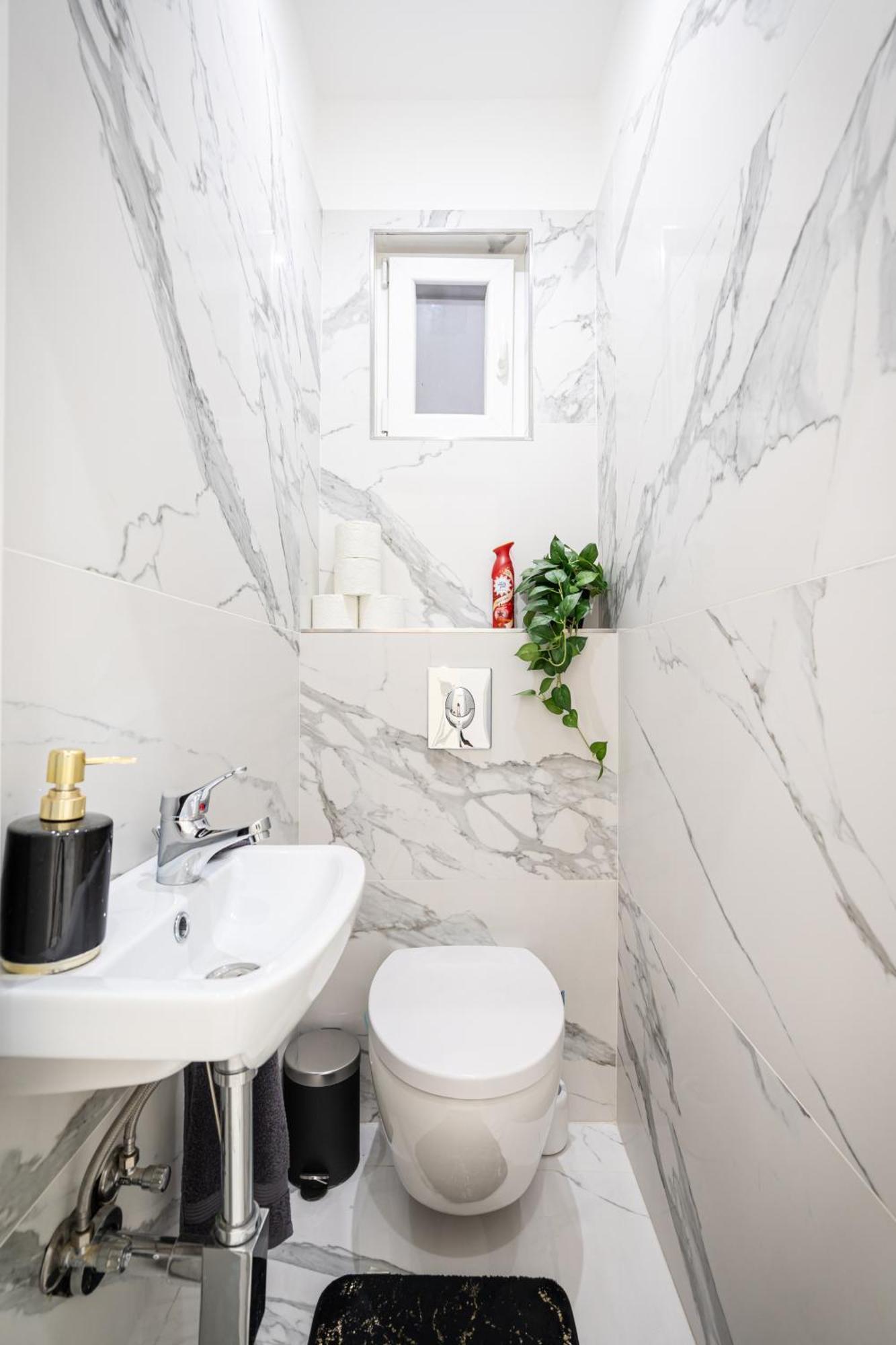 Kiraly 35 Luxury Apartment With Free Parking Будапеща Екстериор снимка